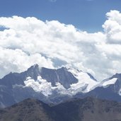 panorama da ex rifugio vioz su gruppo del brenta e presanella adamello