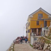 rifugio achille papa monte pasubio