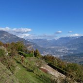 percorso natura brentonico vista verso rovereto