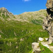 sentiero presso rifugio laghi