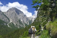 escursione molveno dolomiti di brenta rif croz altissimo