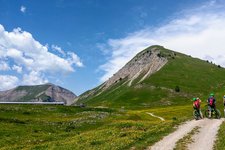 Malga Tassula e Sasso Rosso sullo sfondo