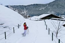 Sentiero verso Pracorno sopra abitato di Magras