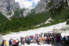 RS coro di sant ilario al rifugio croz dell altissimo suoni delle dolomiti