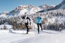 copertina Panorami e sci di fondo sull'altipiano di Lavaze Pg visitfiemme it ph Gaia Panozzo 