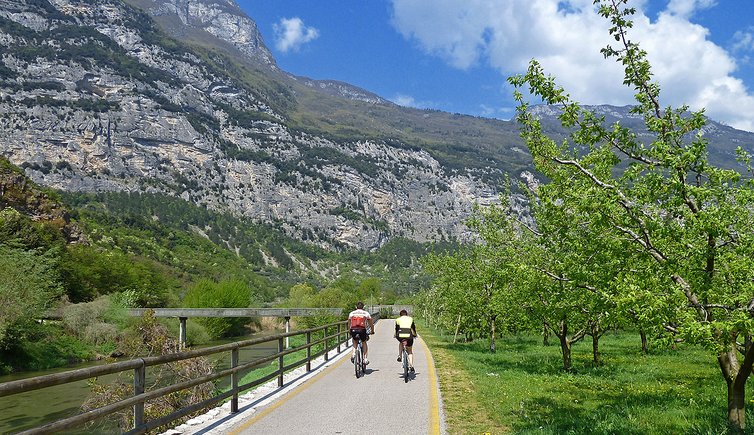 pista ciclabile valle dei laghi