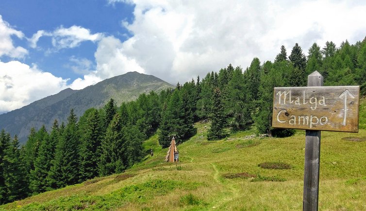 Laghetto di Celentino segnavia malga campo