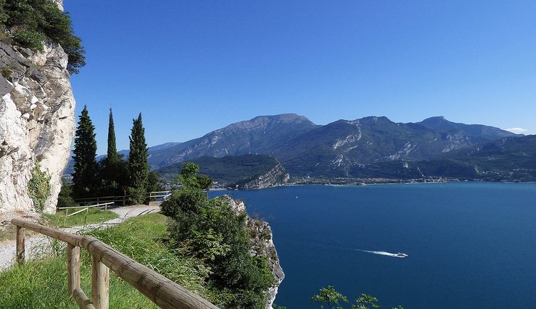 sentiero via del ponale riva del garda ledro