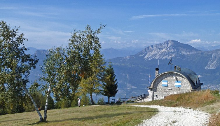 escursione folgaria serrada finonchio rifugio filzi