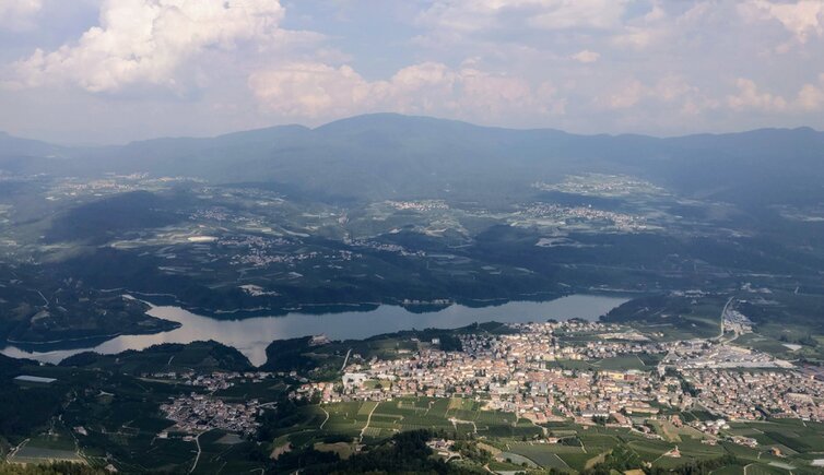 Giacomo Roccabruna PeerRS C Lago di Santa Giustina Cles e Val di Non viste dalla Strada diretta al Rifugio Peller