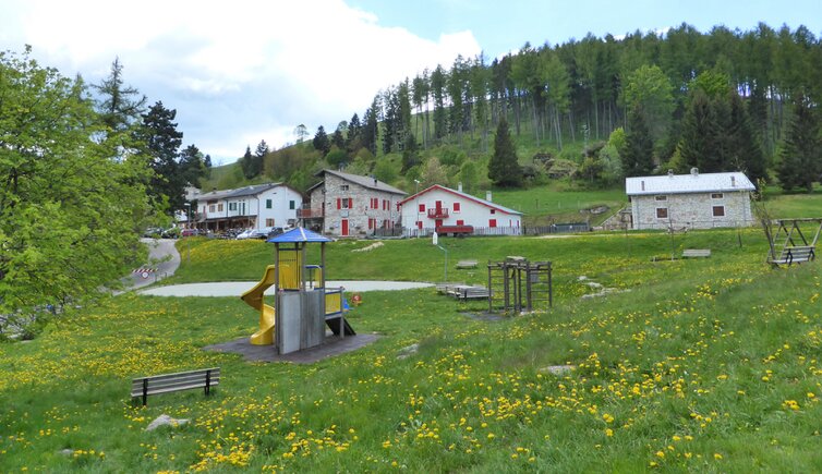 Vallagarina AT PeerRS C sega di ala primavera